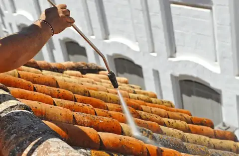 Nettoyage de toitures - Saint-Julien-sur-Veyle